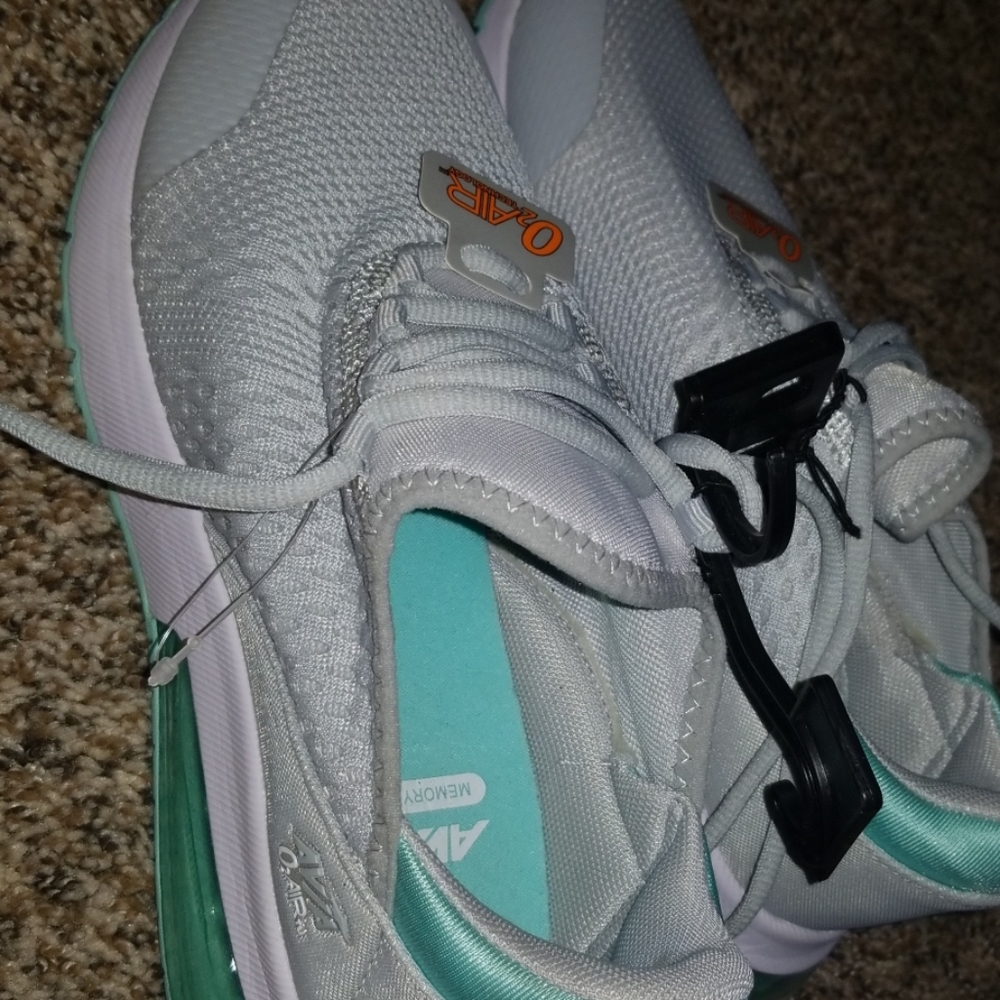 O2 Airs (shoes)